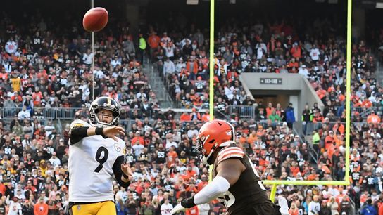 Cleveland's Elliott not fined for hit on Boswell  taken in Altoona, Pa.  (Steelers)
